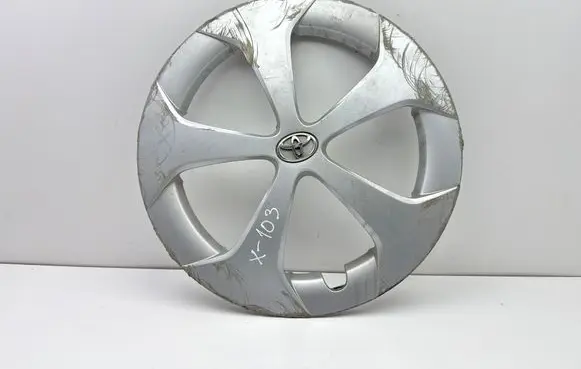 Toyota Prius (XW30) R15 wheel hub/cap/trim 4260247060