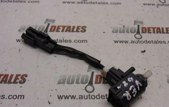 Toyota Corolla Verso AR10 Brake pedal sensor switch