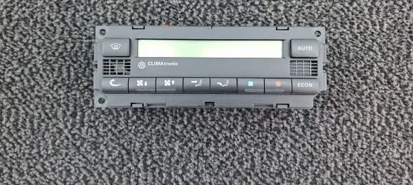 Volkswagen Golf IV Climate control unit 3B2907044J