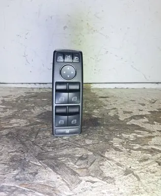 Mercedes-Benz C W204 Electric window control switch A2128208310 10007570