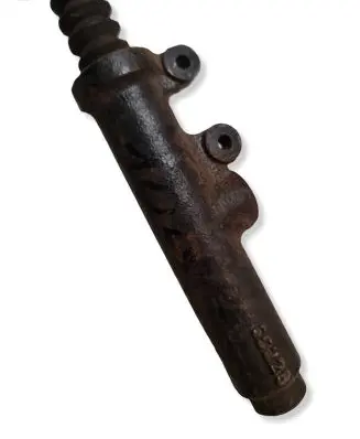 Mercedes-Benz W123 Clutch master cylinder 0012958706 0002957706 35528