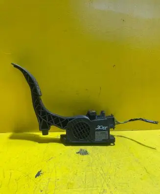 Seat Ibiza III (6L) Accelerator throttle pedal 6Q1721503H