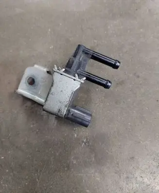 Nissan Pixo Vacuum valve K5t46783