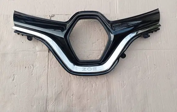 Renault Zoe ACC Distronic radar sensor grill/trim 