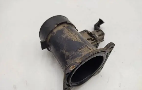 Nissan X-Trail T30 Mass air flow meter 226807S000