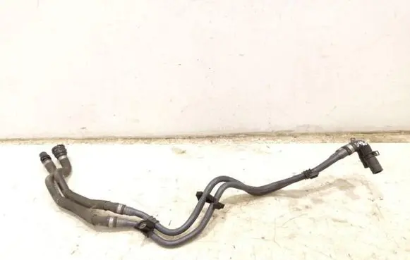 Porsche Taycan 9J1 Electric car engine cooling hoses/pipes 9J1122483