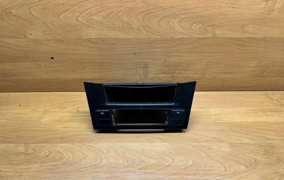 BMW 5 E60 E61 Dashboard glove box trim 9156028 6988987