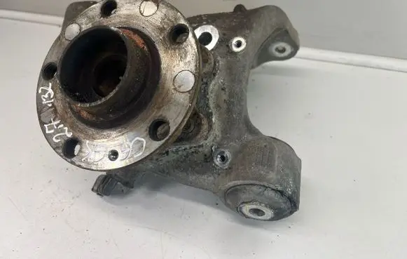 Audi A6 S6 C6 4F Rear wheel hub spindle/knuckle 