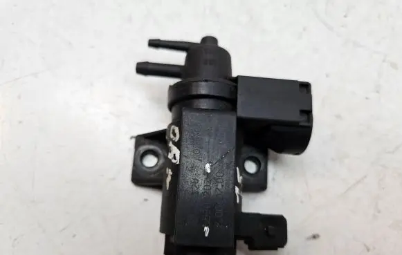Fiat Grande Punto Turbo solenoid valve 55203202