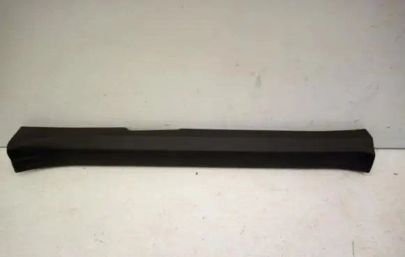Toyota Auris 150 Front sill trim cover 67913-02150