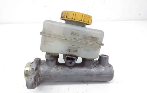 Subaru Legacy Master brake cylinder