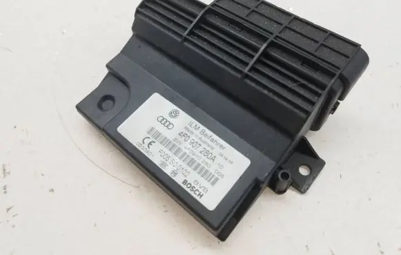 Audi Q7 4L Other control units/modules 4F0907280A F005S00102 4F0910280