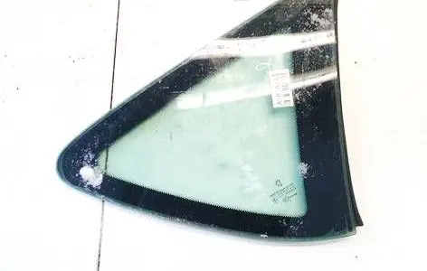 Peugeot 407 Rear side window AS2