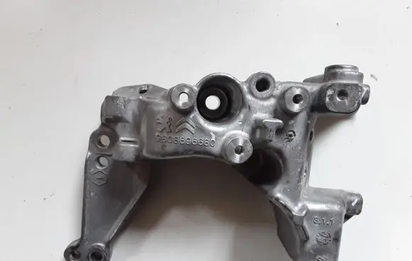 Generator/alternator bracket