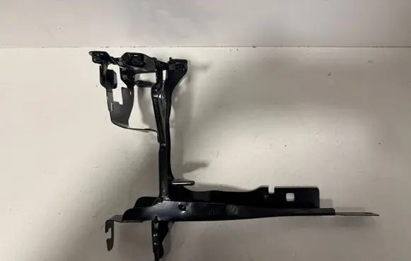 BMW 3 G20 G21 Headlight/headlamp mounting bracket 51647422293 7422293