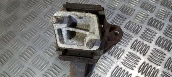 Ford Mondeo MK I Engine mount bracket 93bb6p072ah 93bb-6p072-ah