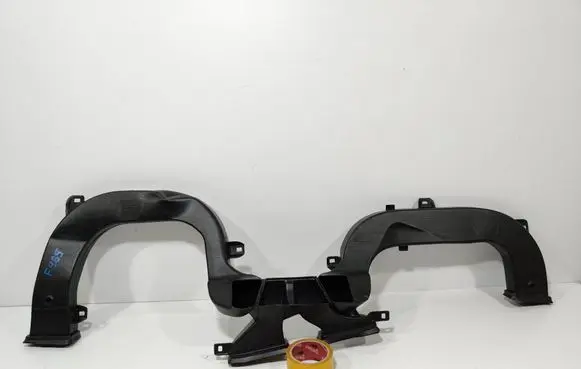 Volkswagen Caddy Front grill 2k8819721