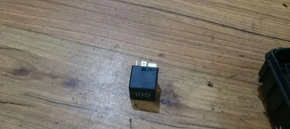 Skoda Octavia Mk2 (1Z) Other relay 7M0951253A 69260
