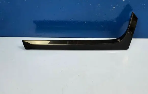 Volkswagen PASSAT B8 Tailgate trim 3G9805946A