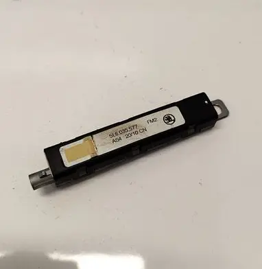 Skoda Octavia Mk2 (1Z) Antenna control unit 5L6035577