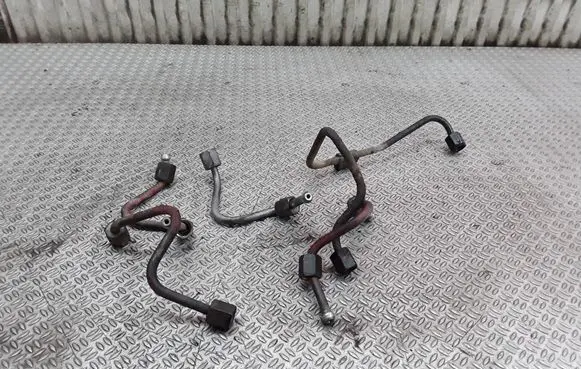 Mercedes-Benz Vito Viano W638 Fuel injector supply line/pipe 