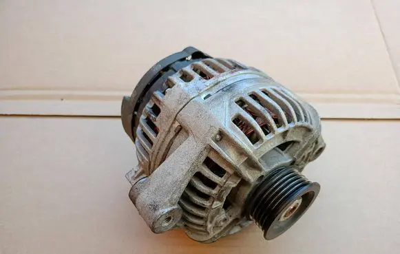 Opel Meriva A Generator/alternator Z16XEOPEL