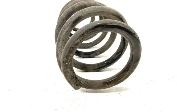 Toyota Avensis T270 Rear coil spring