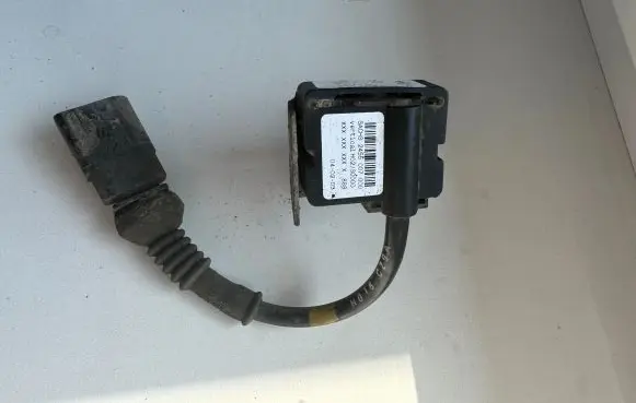 Volkswagen Touareg I Sensor 7L0907638 15179200332