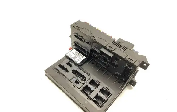 Mercedes-Benz E W211 Fuse module 2115454301