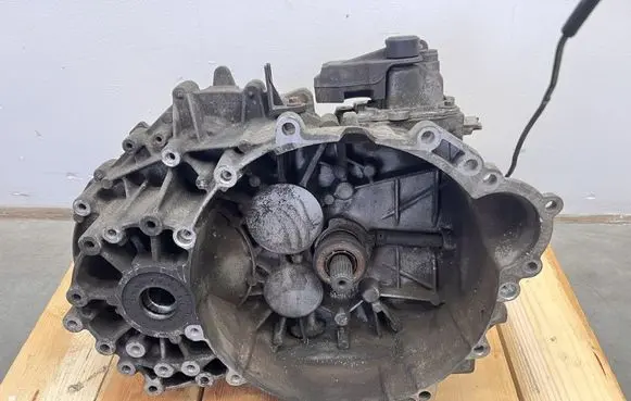 Volvo XC60 Manual 6 speed gearbox 9G9R7002KB