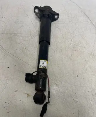 Lexus ES 250 - 300 - 330 Rear shock absorber/damper 4853033600
