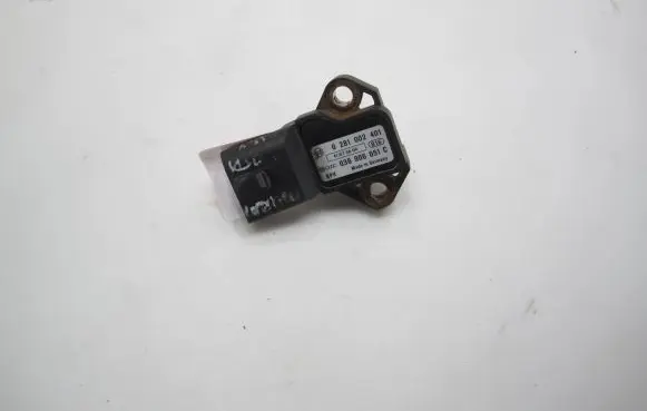Volkswagen Touran I Air pressure sensor 038906051C 0281002401