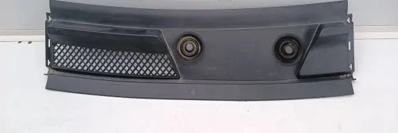 Mercedes-Benz B W246 W242 Wiper trim A2468300900
