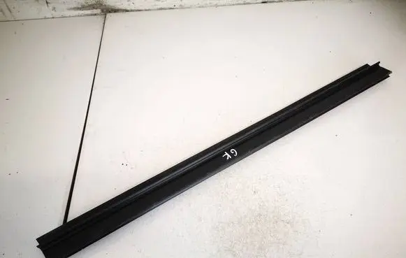 Suzuki SX4 S-Cross Rear door glass trim molding