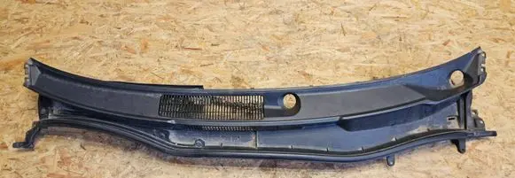 Lexus IS 220D-250-350 Wiper trim 5570853060