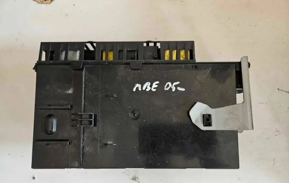 Mercedes-Benz E W211 SAM control unit 2115456901 5DK00804766 0604115247802