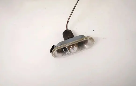 Volkswagen Fox Front fender indicator light 1j0949117