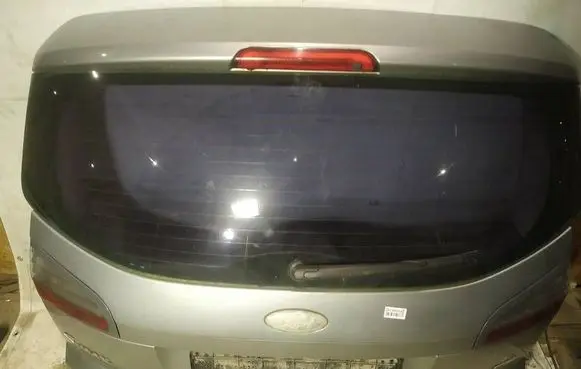 Ford S-MAX Tailgate/trunk/boot lid pilkas