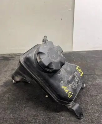 BMW 1 E81 E87 Coolant expansion tank/reservoir 7543026 PA66GF30 10617211