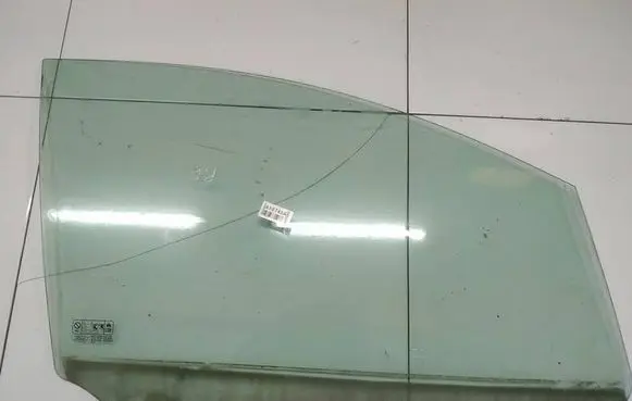 Ford Focus C-MAX Front door window glass four-door as2
