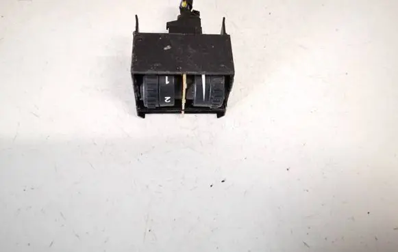 Volkswagen Touran I Headlight level height control switch 1t0941333