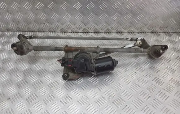 Chrysler PT Cruiser Front wiper linkage 