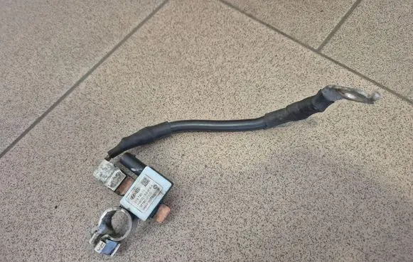 KIA Xceed Negative earth cable (battery) 37180J7300