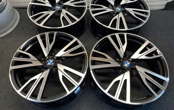 R20 alloy rim