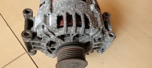 Audi A6 S6 C5 4B Generator/alternator 06B903016AE