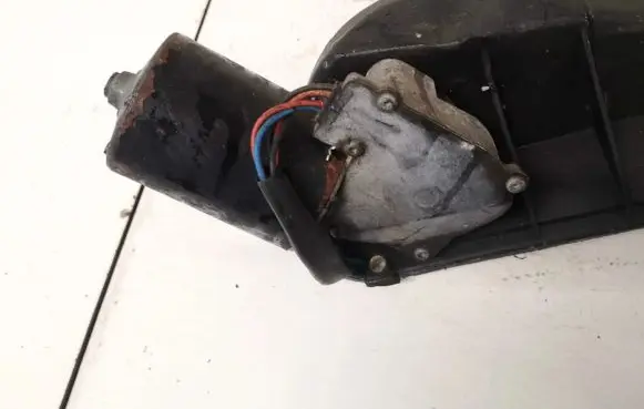 Jaguar XJ X40 Wiper motor
