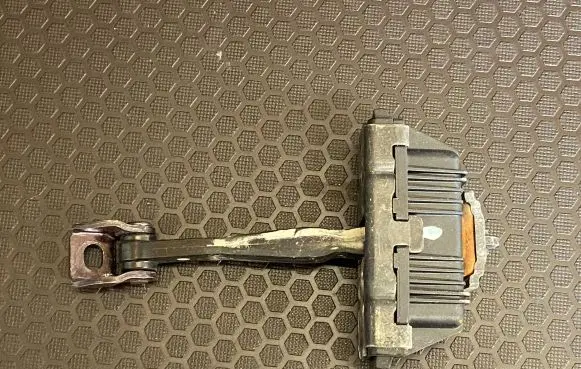 BMW X1 E84 Front door check strap stopper 2990613