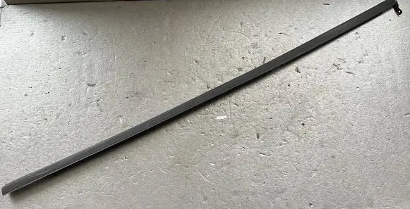 Mitsubishi Pajero Rear door trim (molding) MR437071