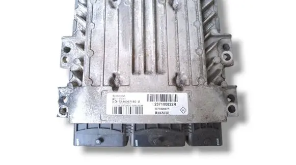 Renault Laguna III Engine control unit/module ECU S180067140A 237100307R