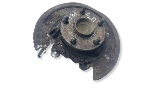 Toyota Corolla Verso AR10 Rear wheel hub spindle/knuckle 
